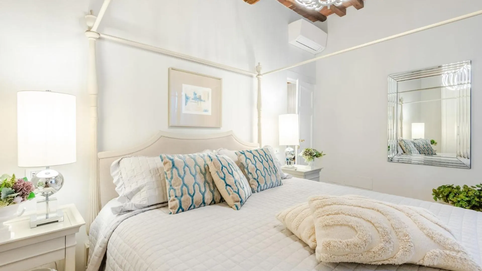 Casa Meg Daire Lucca 0*,  İtalya